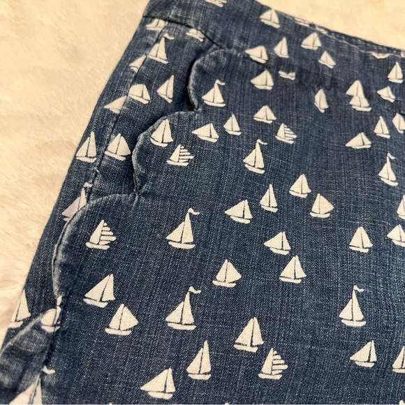 Jcrew size 6 scalloped detail sailboat print shorts - Picture 5 of 6